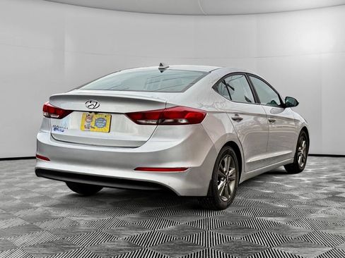 Used 2018 Hyundai Elantra SEL image 6