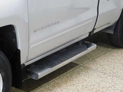 Used 2017 Chevrolet Silverado 1500 LT w/ LT Convenience Package RWD image 23