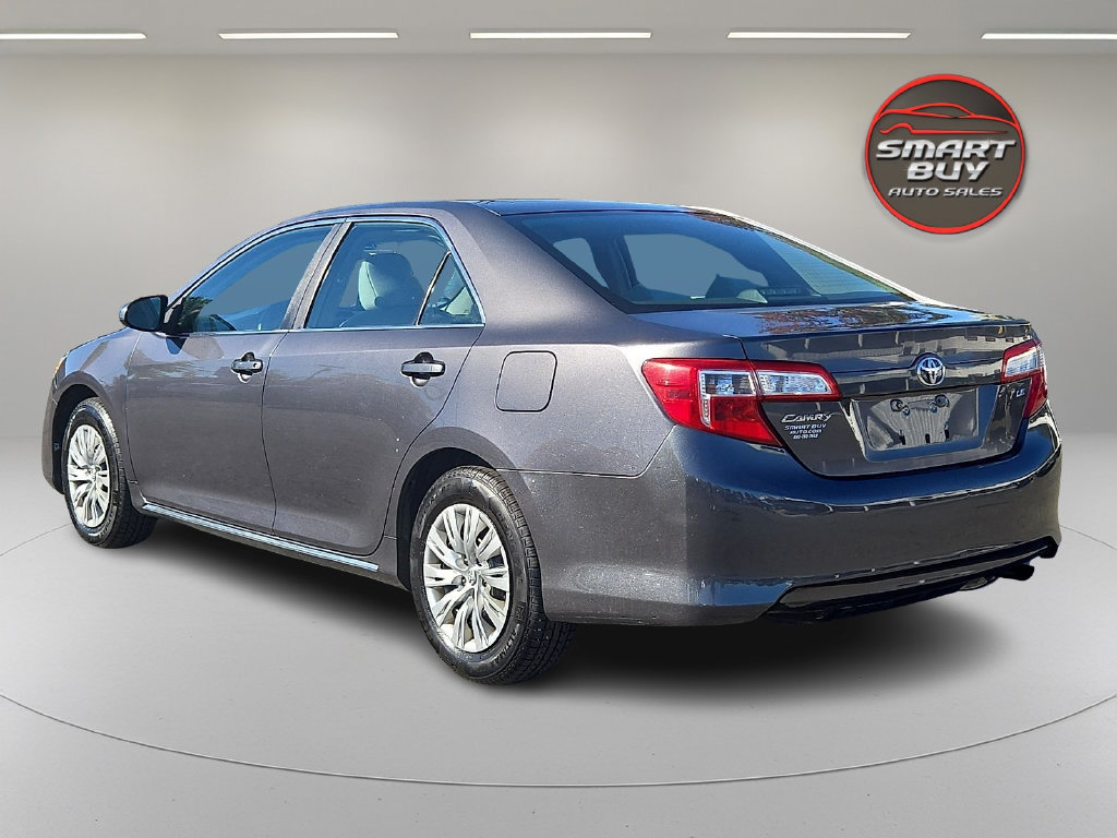 Used 2012 Toyota Camry LE FWD image 7