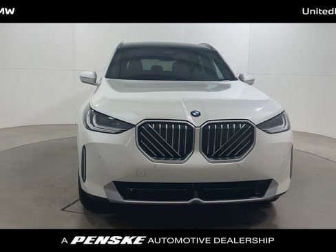 Used 2025 BMW X3 xDrive30i w/ Convenience Package AWD/4WD image 3