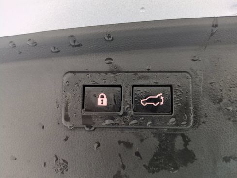 Used 2024 Subaru Outback Limited AWD/4WD image 14