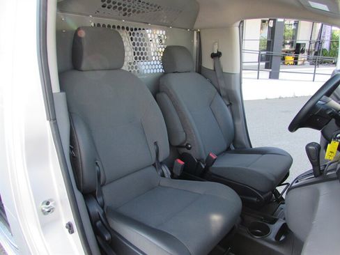 Used 2019 Nissan NV200 SV w/ Navigation Package FWD image 37