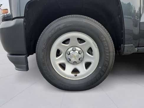 Used 2018 Chevrolet Silverado 1500 W/T w/ WT Fleet Convenience Package AWD/4WD image 9
