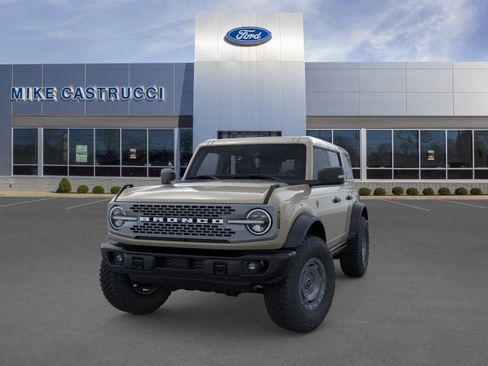 New 2025 Ford Bronco Badlands AWD/4WD image 2