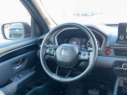 Used 2023 Honda Pilot Sport image 23