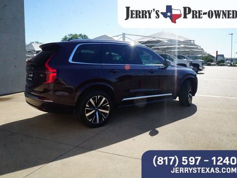 Used 2025 Volvo XC90 B6 Core w/ Protection Package Premier AWD/4WD image 5