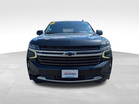 Used 2021 Chevrolet Tahoe LT w/ Luxury Package AWD/4WD image 2