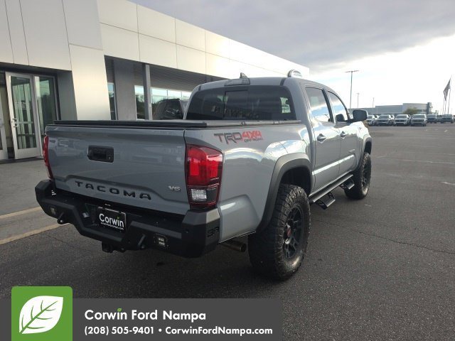 Used 2019 Toyota Tacoma TRD Off-Road AWD/4WD image 5