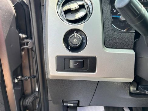 Used 2014 Ford F150 Lariat w/ Equipment Group 502A Luxury AWD/4WD image 25