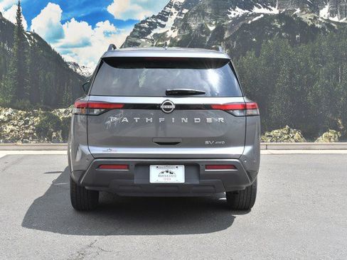 Used 2024 Nissan Pathfinder SV AWD/4WD image 10