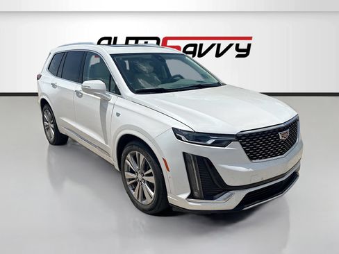 Used 2024 Cadillac XT6 Premium Luxury w/ Technology Package FWD image 1