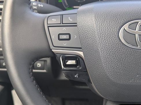 Used 2026 Toyota Camry XLE FWD image 21
