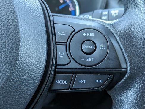 Used 2024 Toyota RAV4 XLE image 27