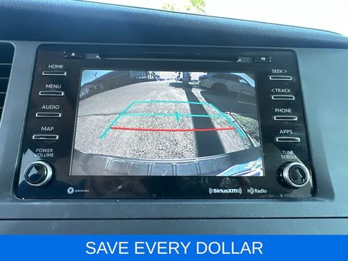 Used 2019 Toyota Sienna XLE w/ XLE Navigation Package FWD image 15