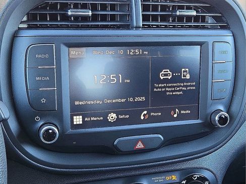 Used 2024 Kia Soul LX w/ Option Group 015 image 25