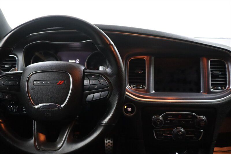 Used 2018 Dodge Charger R/T Scat Pack w/ Beats Audio Group RWD image 7
