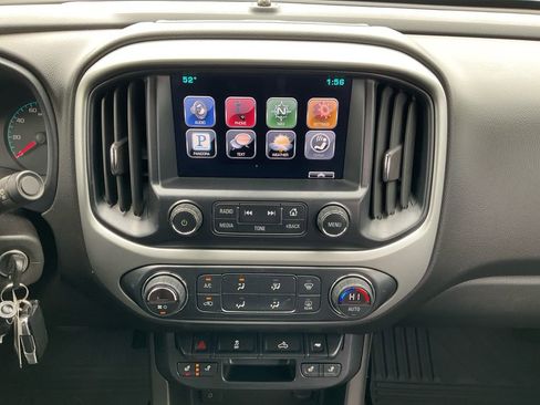 Used 2015 Chevrolet Colorado LT w/ Luxury Package image 12