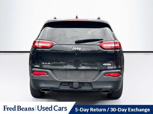 Used 2015 Jeep Cherokee Latitude w/ Comfort/Convenience Group AWD/4WD image 8