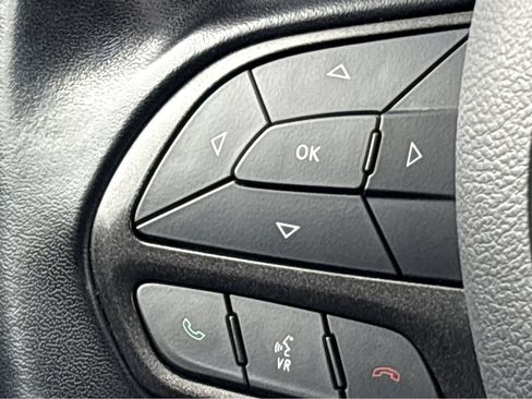 Used 2023 Dodge Charger SXT image 13