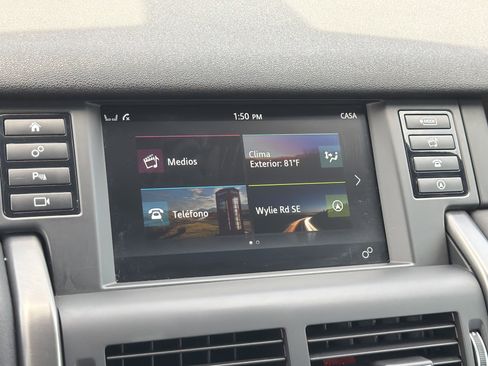 Used 2019 Land Rover Discovery Sport image 35