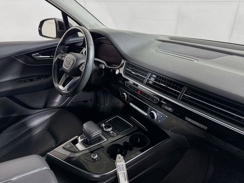 Used 2019 Audi Q7 3.0T Premium Plus w/ Premium Plus Package image 30