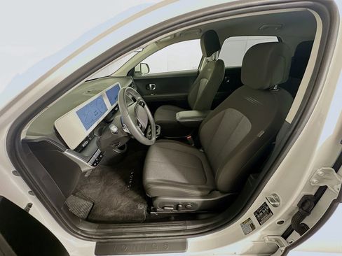 Used 2024 Hyundai Ioniq 5 SE RWD image 13