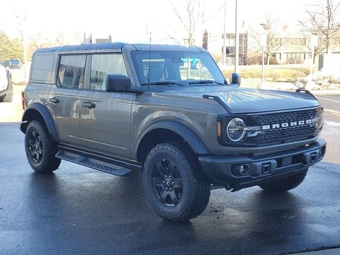 New 2025 Ford Bronco Big Bend w/ Black Diamond Package image 3