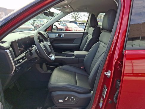 Used 2025 Hyundai Santa Fe SEL AWD/4WD image 13