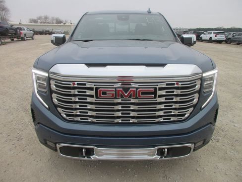 New 2026 GMC Sierra 1500 Denali image 12