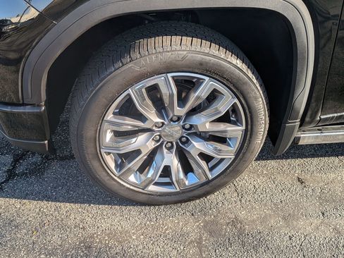 Certified 2025 GMC Sierra 1500 Denali image 10