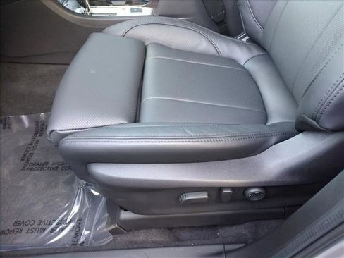 New 2026 Subaru Ascent Touring image 4