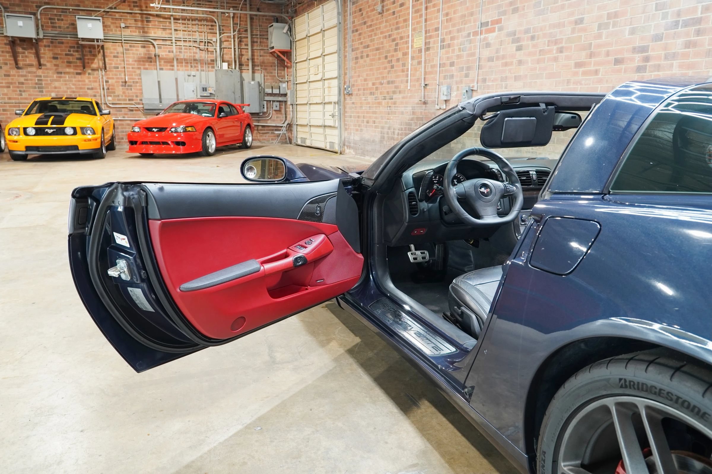 Used 2013 Chevrolet Corvette Coupe w/ Battery Protection Package RWD image 31