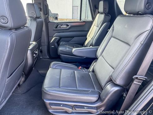 Used 2025 GMC Yukon Denali image 11