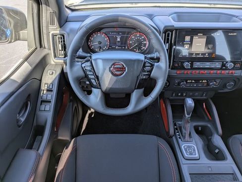 New 2026 Nissan Frontier PRO-4X w/ Pro-4x Convenience Package image 14