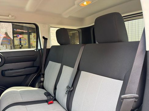Used 2008 Dodge Nitro SXT RWD image 17