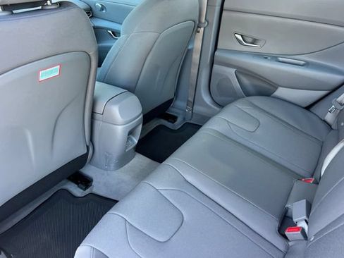 New 2026 Hyundai Elantra SE FWD image 11