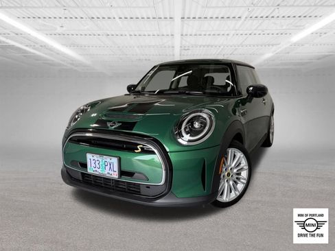 Used 2024 MINI Cooper SE FWD image 1