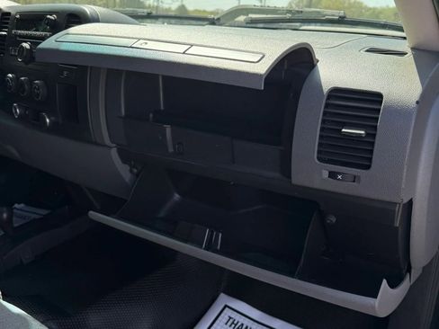 Used 2008 Chevrolet Silverado 1500 W/T w/ Towing Package image 30