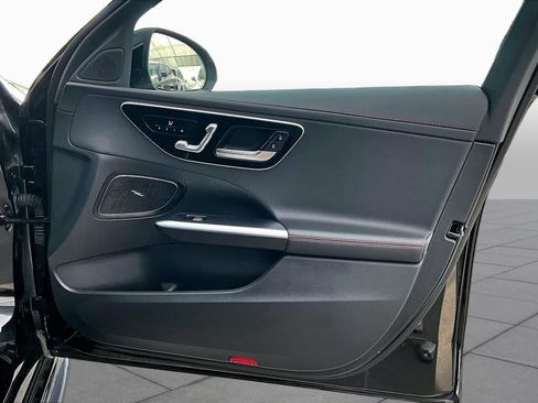 Certified 2025 Mercedes-Benz C 43 AMG 4MATIC Sedan image 23