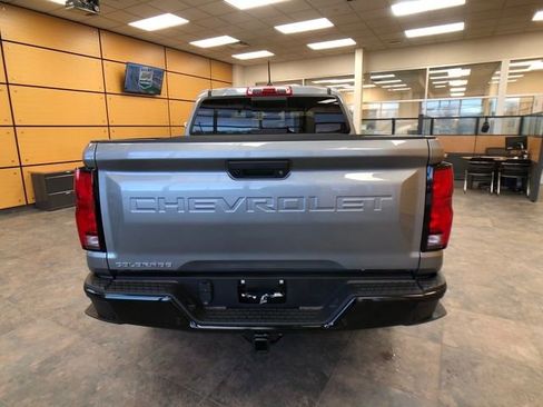 Used 2025 Chevrolet Colorado Z71 w/ Technology Package image 6