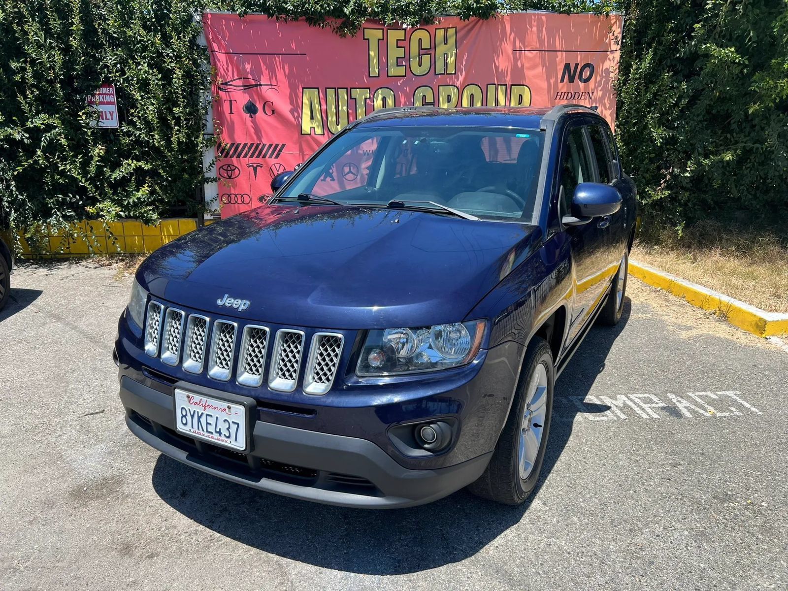 Used 2014 Jeep Compass Latitude AWD/4WD image 27