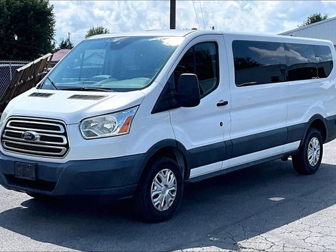 Used 2016 Ford Transit 350 XLT RWD image 2