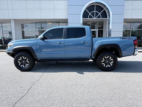 Used 2019 Toyota Tacoma TRD Off-Road RWD image 5