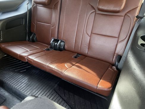 Used 2020 Chevrolet Tahoe Premier w/ Premier Plus Edition image 11