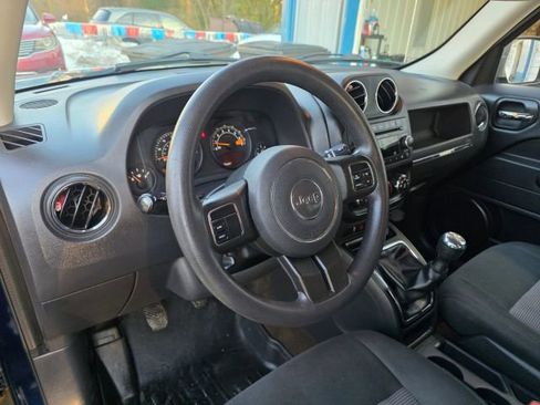 Used 2014 Jeep Patriot Sport image 13