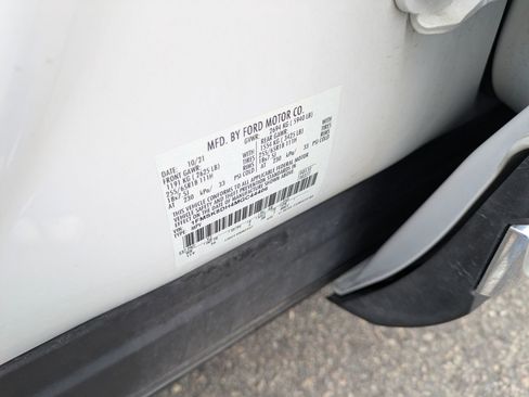 Used 2021 Ford Explorer XLT w/ Equipment Group 202A image 34