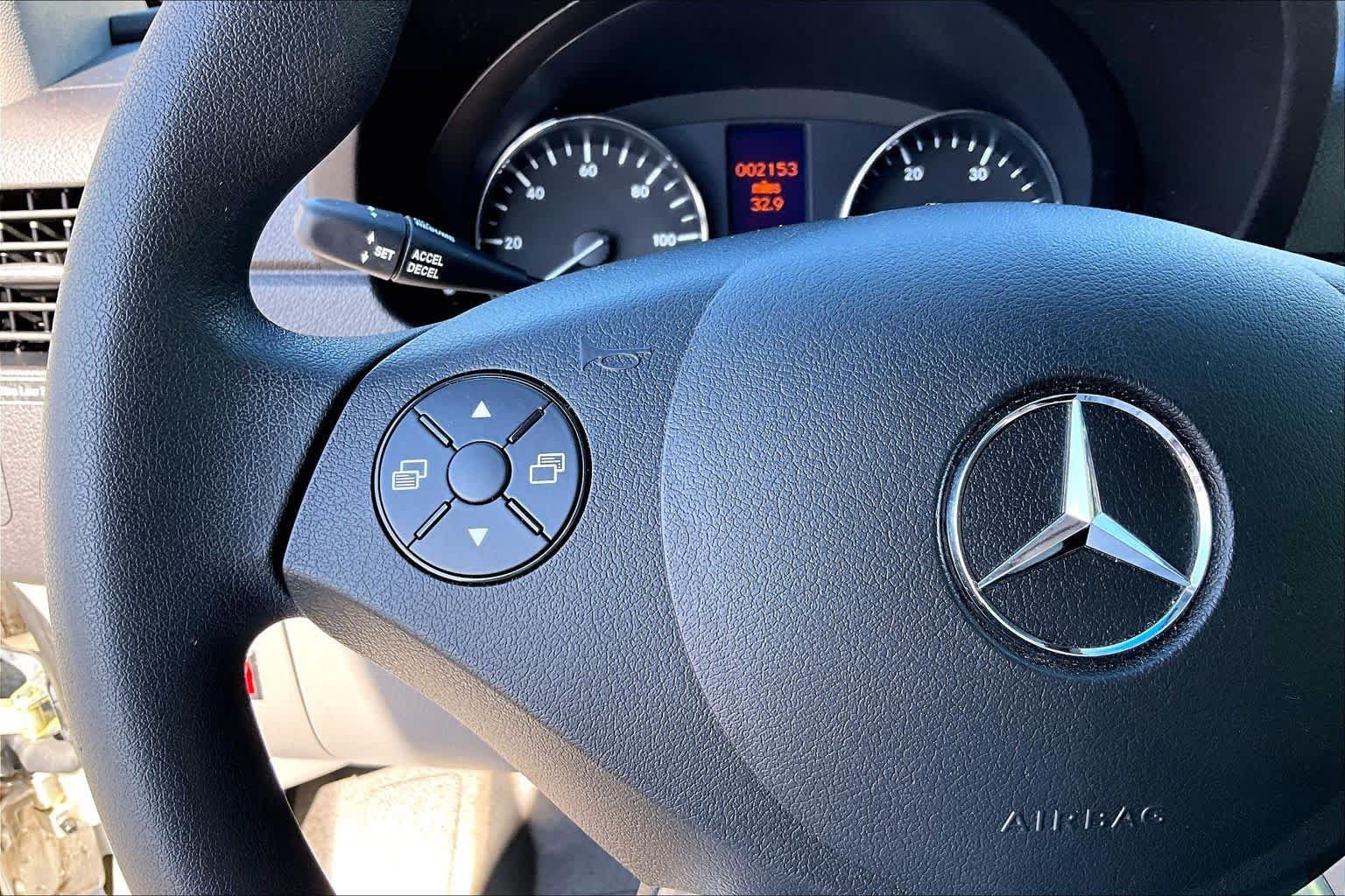 Used 2018 Mercedes-Benz Sprinter 2500 image 23
