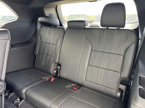 New 2026 Buick Enclave Avenir w/ Super Cruise Package FWD image 26