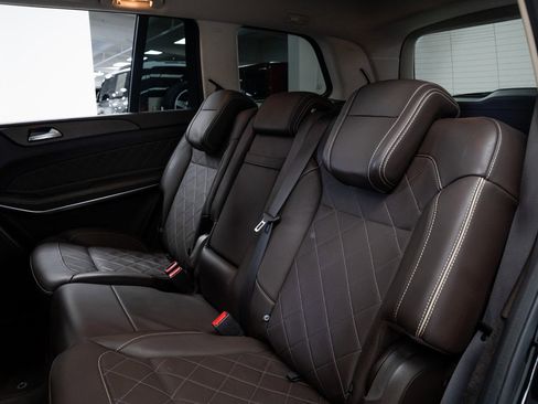 Used 2019 Mercedes-Benz GLS 550 4MATIC image 21