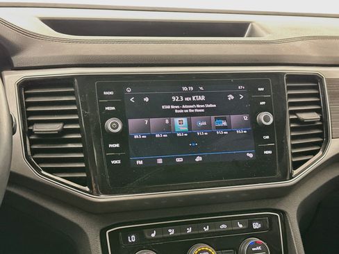 Used 2019 Volkswagen Atlas SEL FWD image 21
